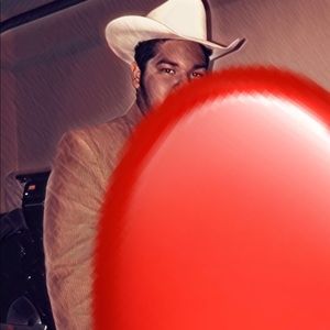 Meet your Posher, Luis